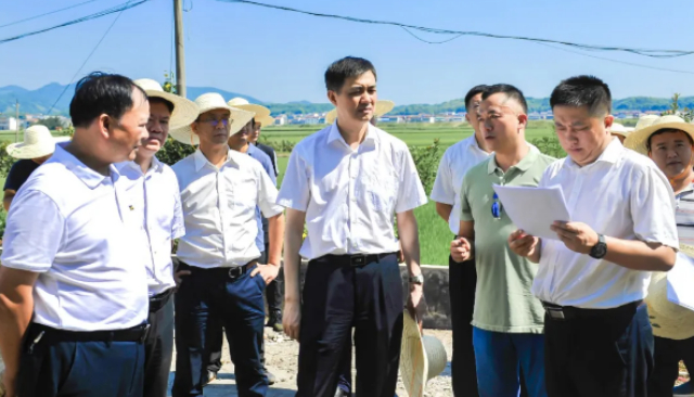 周海兵深入宁乡调研北斗高精度地灾监测预警系统