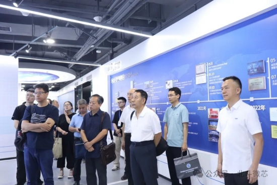 云图片